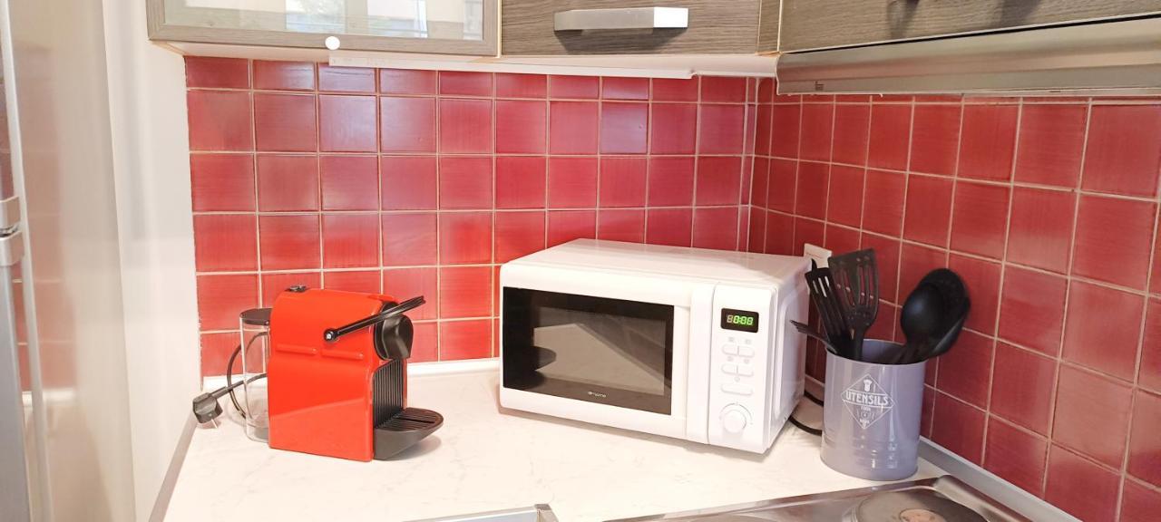 Filoxenia House Marousi -Private Parking- Appartement Athene Buitenkant foto